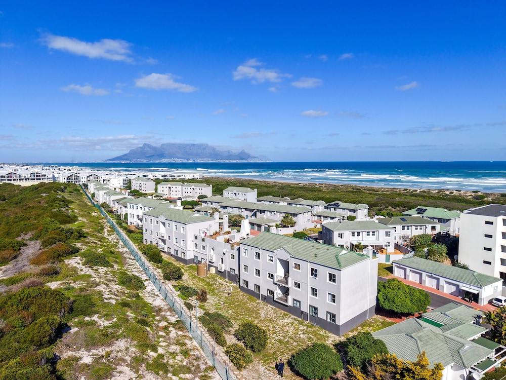 Big Bay Beach Club 137