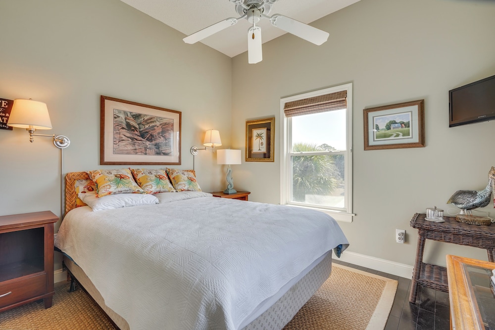 Marina & Golf Course Views: Edisto Island Home