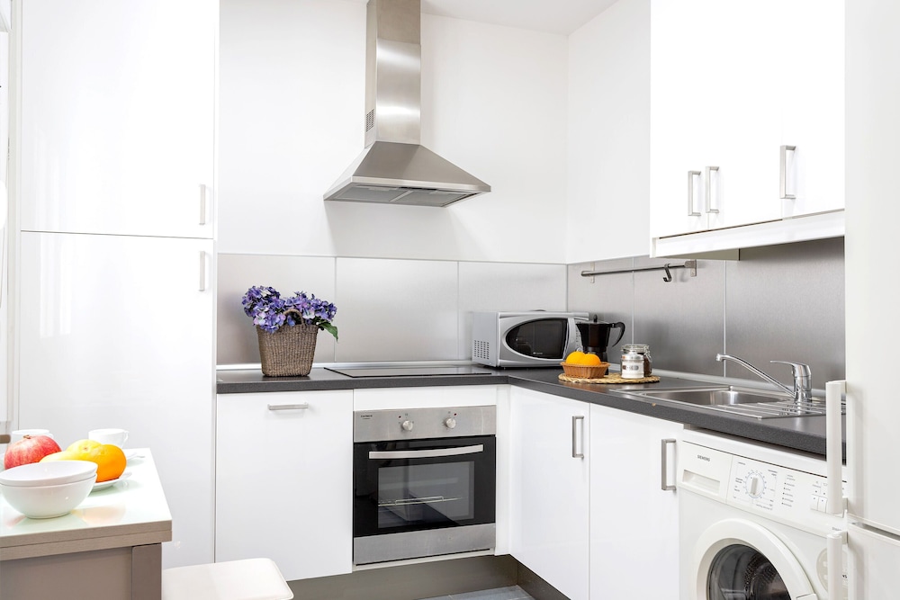 Modern Apartment in Prime Location. Marín García III