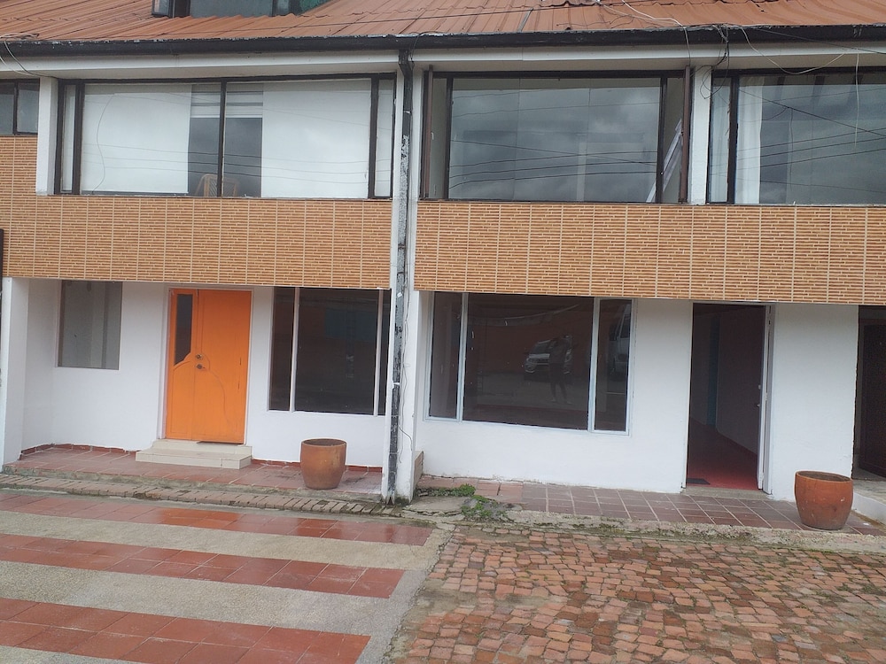 Casa Aram deportiva