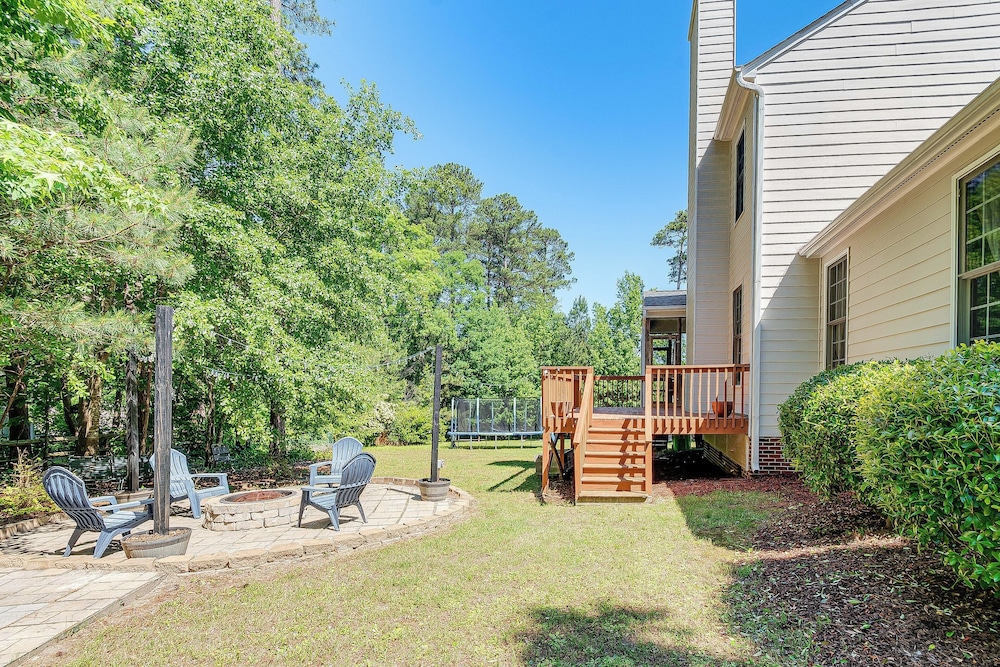 Fire Pit + Pool Access: Quiet Holly Springs Home