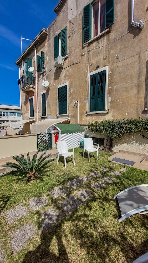 Don Francisco Rooms - Tropea view 3