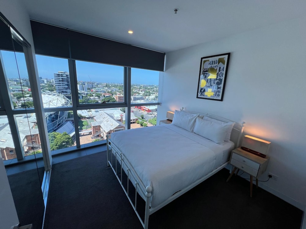 Trafalgar Lane Apartments by CLLIX