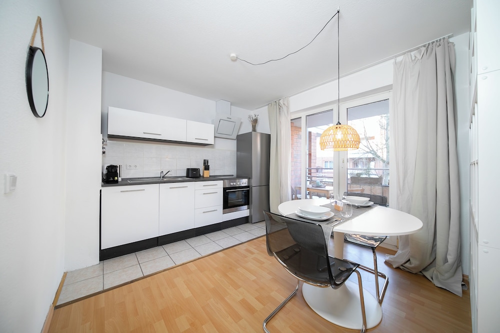 Favorite Stays - Neuss Furth