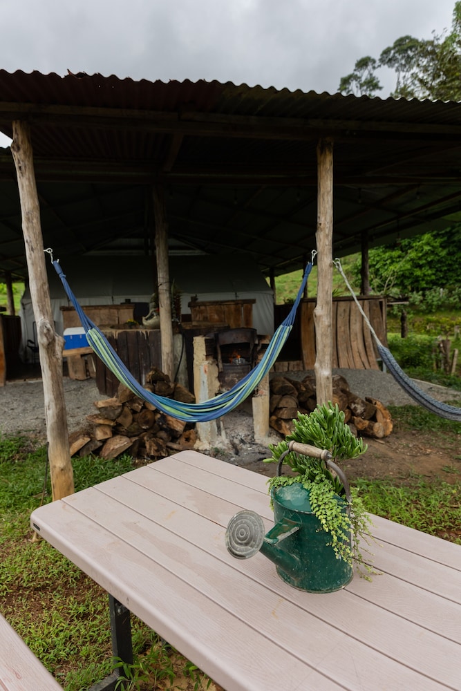 La Finca Azul