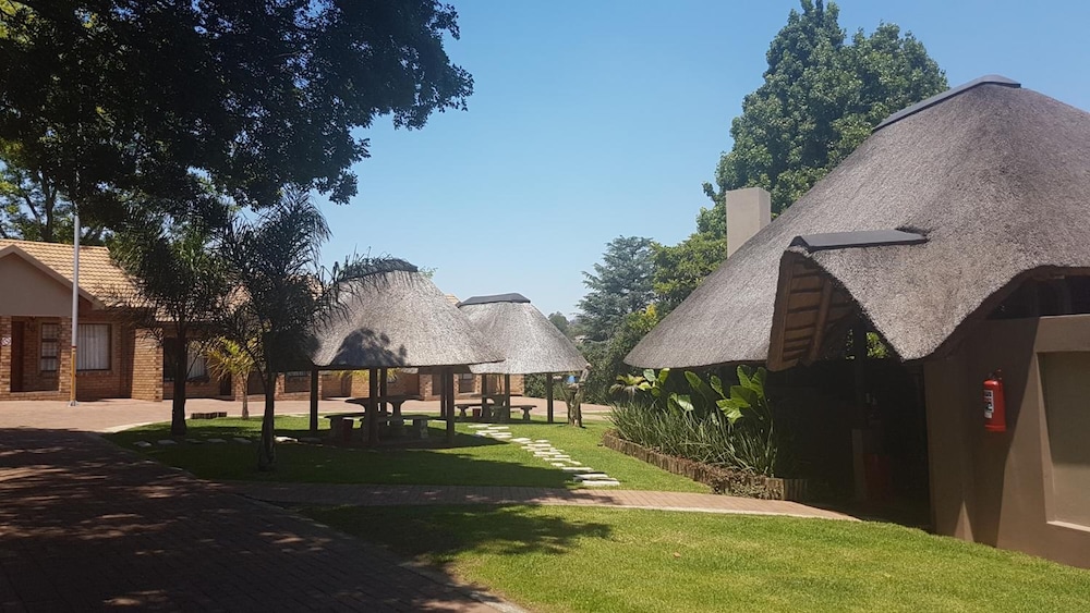 B at Home Guesthouse Piet Retief