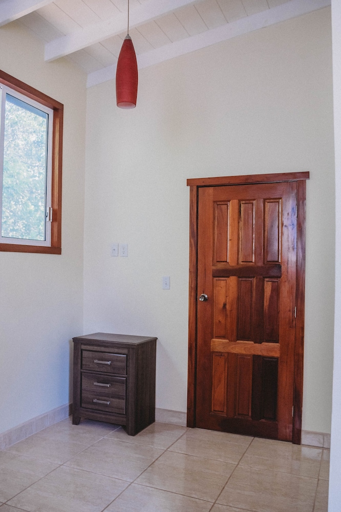 Cuatro Cabana