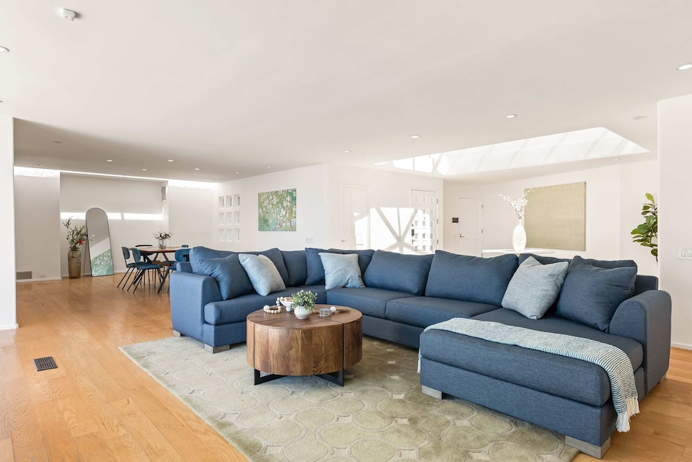 Allura Hollywood Hills LA s Most Incredible Views