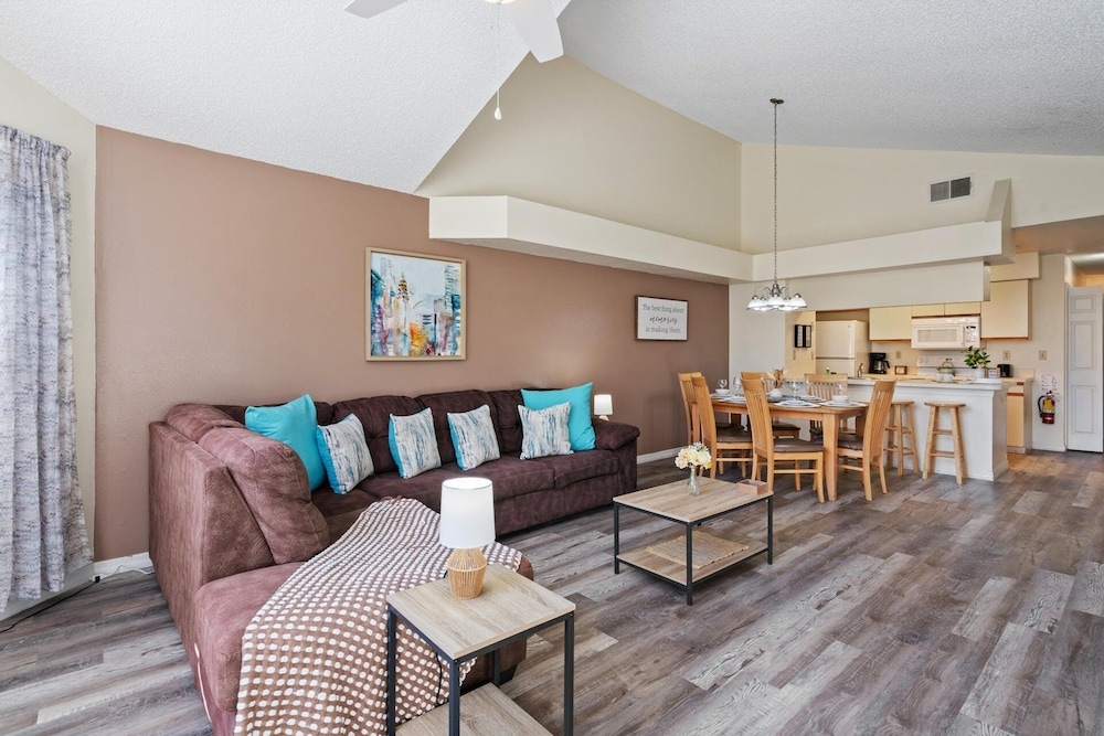 Villas at Somerset 3 Bedroom Condo Amenity Access 3 Condo