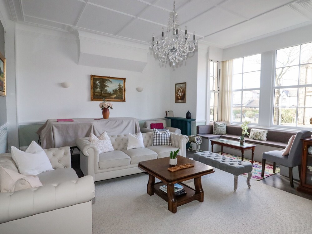 112 Balmoral Road