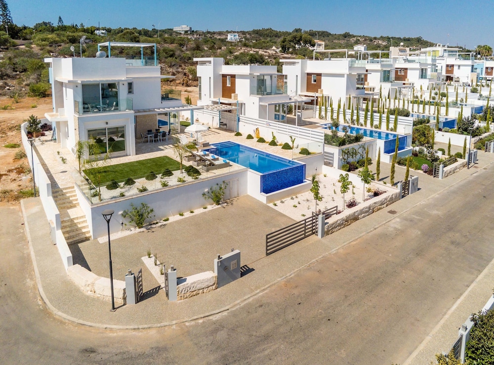 Mylos Lifestyle Seaview Villa 21