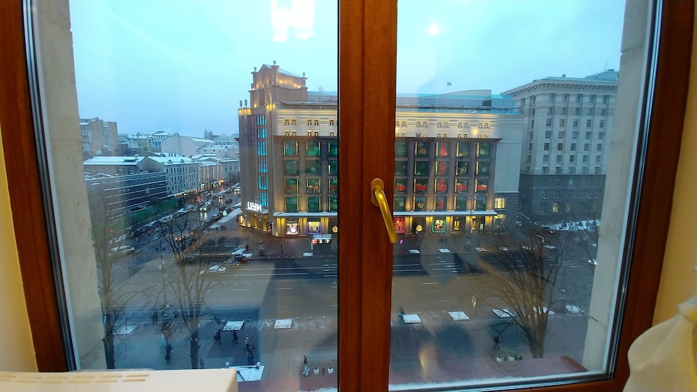 Kyiv Apartments