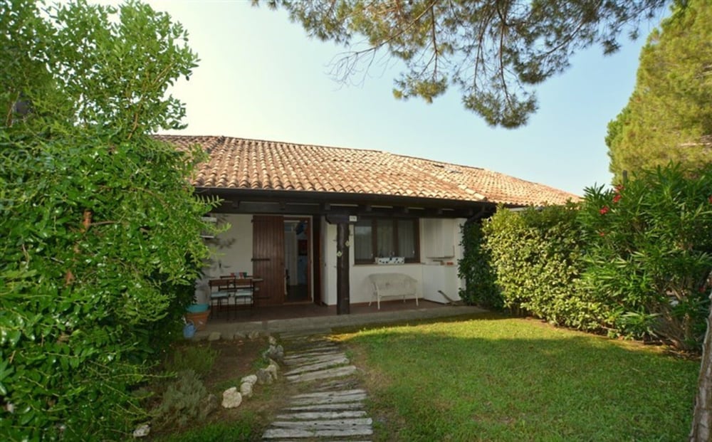 Cozy Duplex in Green Area of Lignano