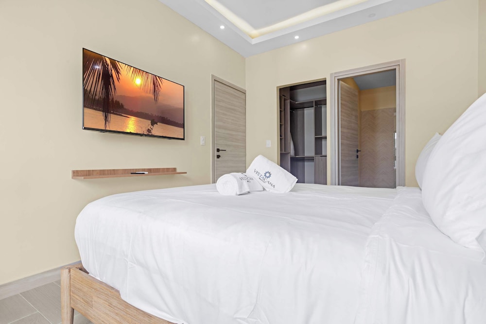 Cozy 1 BR Apartment by Vistacana