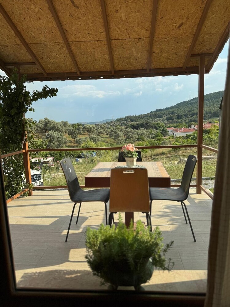 ÖZLEMKÖY