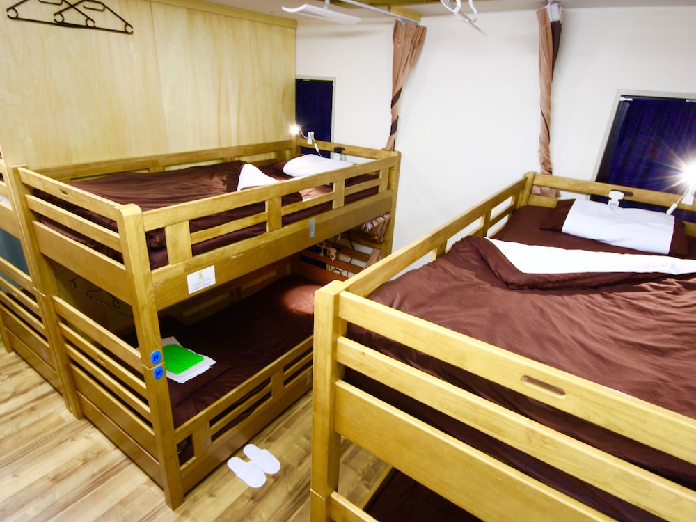 Osaka Guesthouse HIVE - Hostel