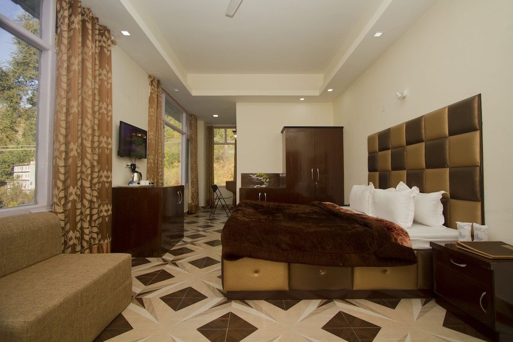 Snow Touch Resort (Shri Nath Group)