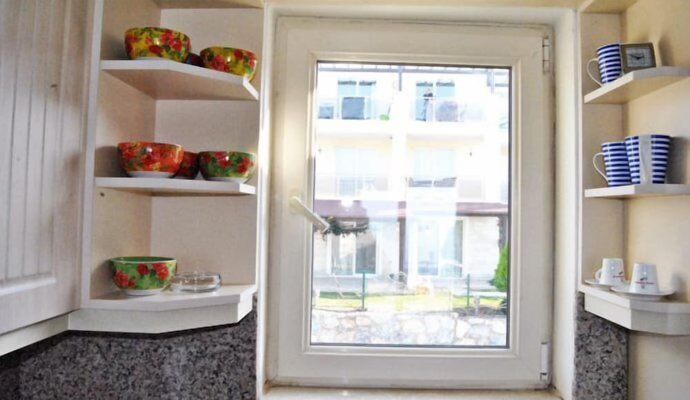 Turquoise Homes Adabuku 2 Bedrooms Pool