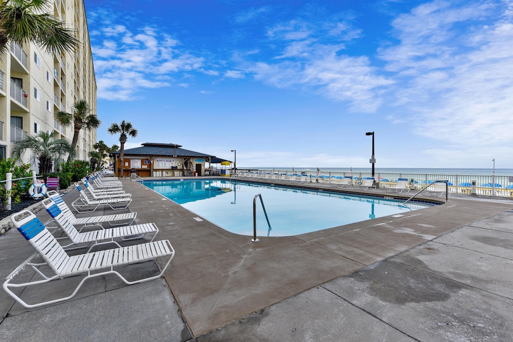 Regency Towers by Book That Condo view 3