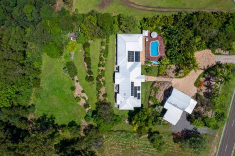 Ninderry Manor- Magical Sunshine Coast Escape