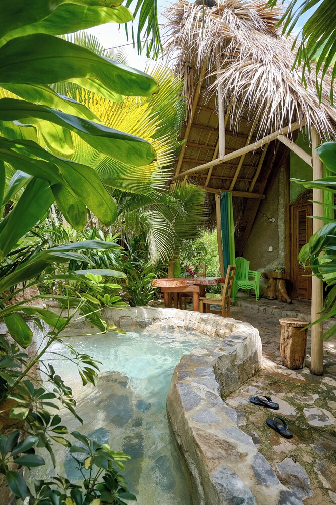 CHALET TROPICAL Hotel & Restaurant-Pizzeria