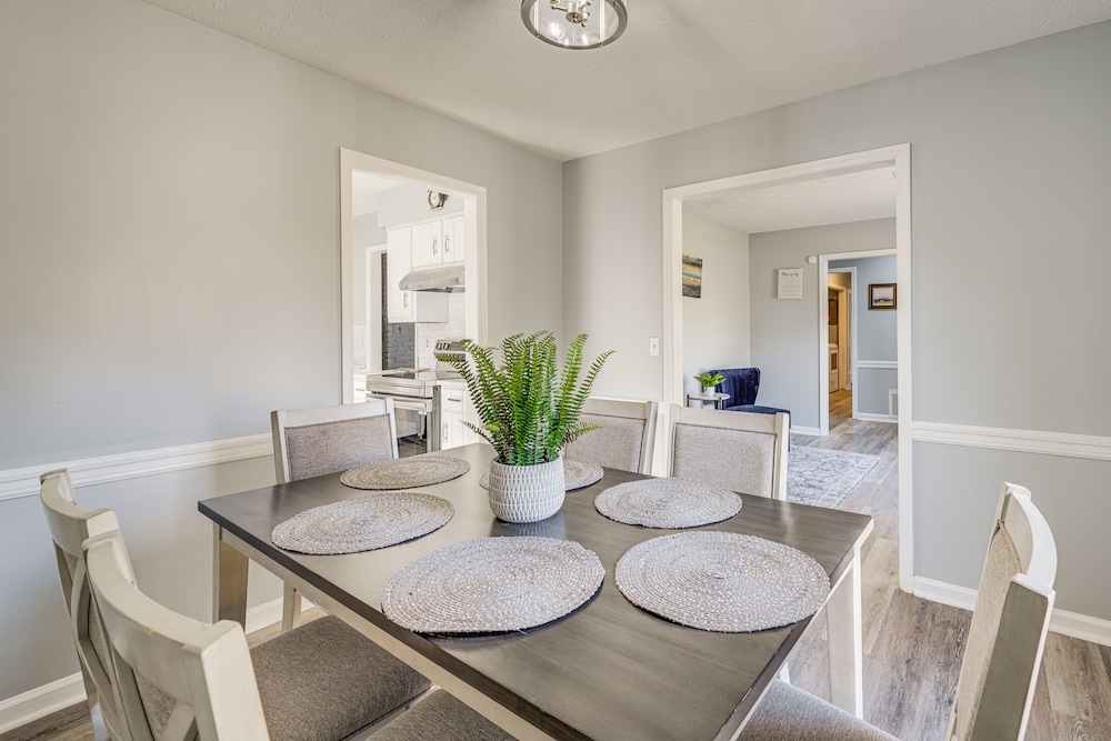 5 Mi to Fort Moore: Quiet Columbus Home w/ Yard