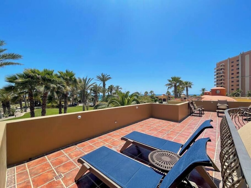 Stunning Villa at Sandy Beach With Beach