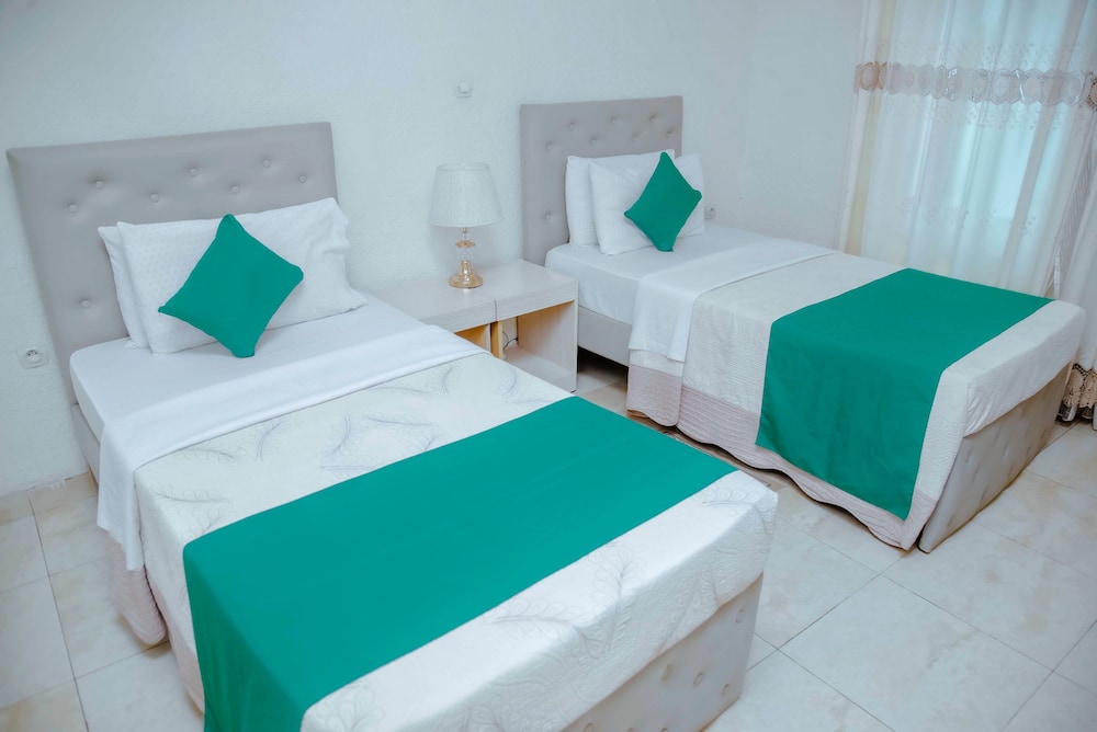 Martin Aviator Hotel