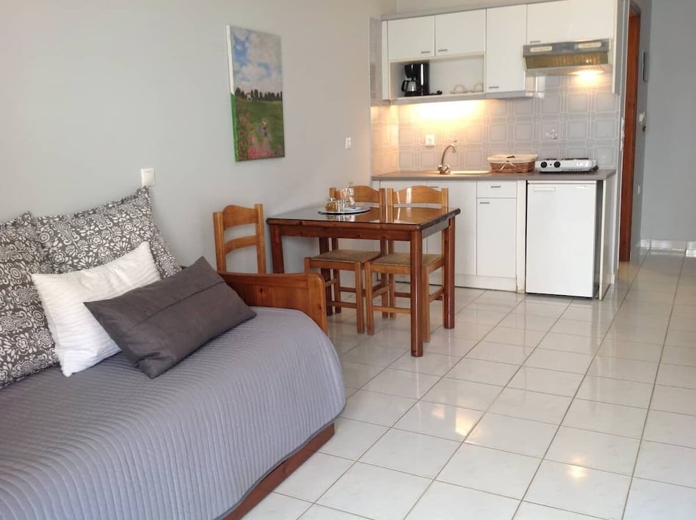 Asterias Studios Apartments