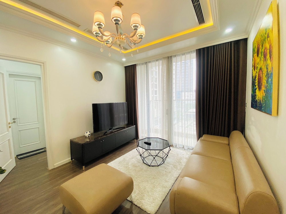 Vinhome SkyLake - Service Apartment