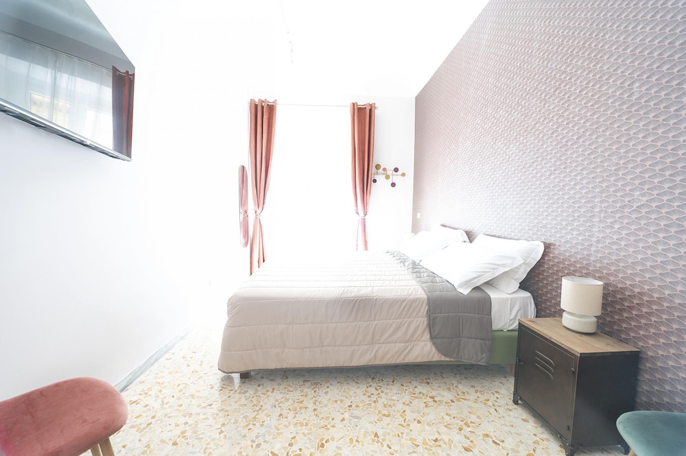Trastevere Lovely 2 BR Apartment photo 5