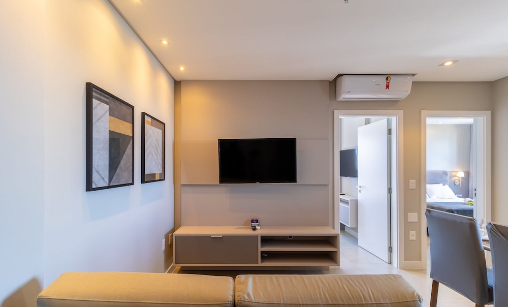 MHF II Apts Variados em Prédio com Vista para o Mar em Itapema