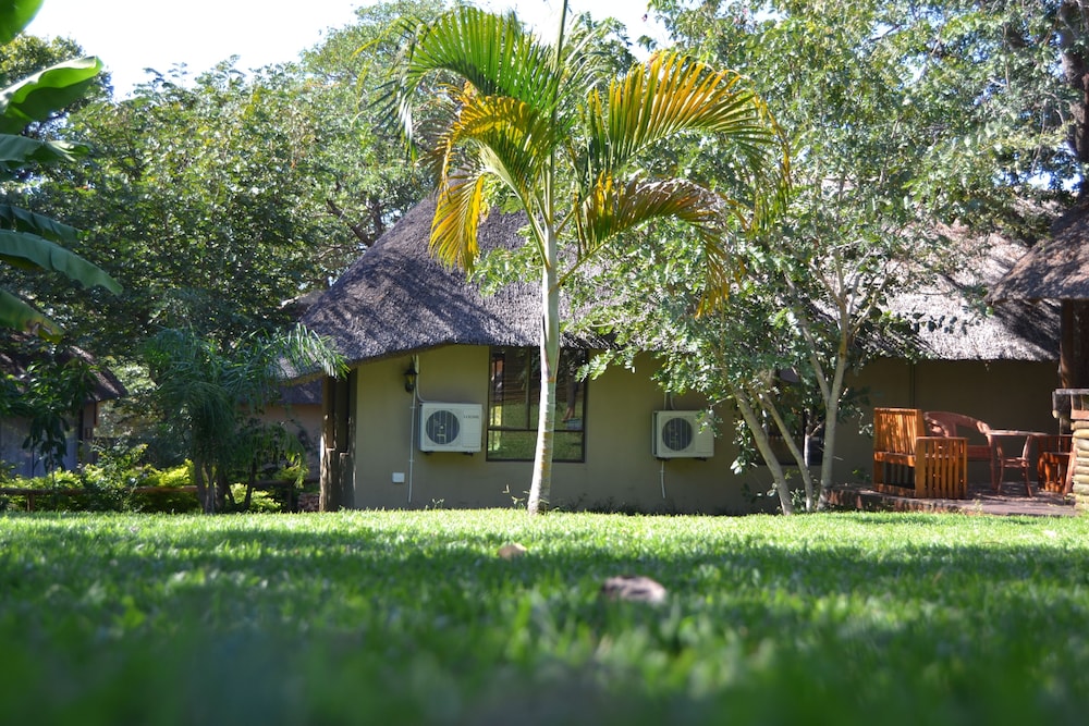 Chobe Sunset Chalets