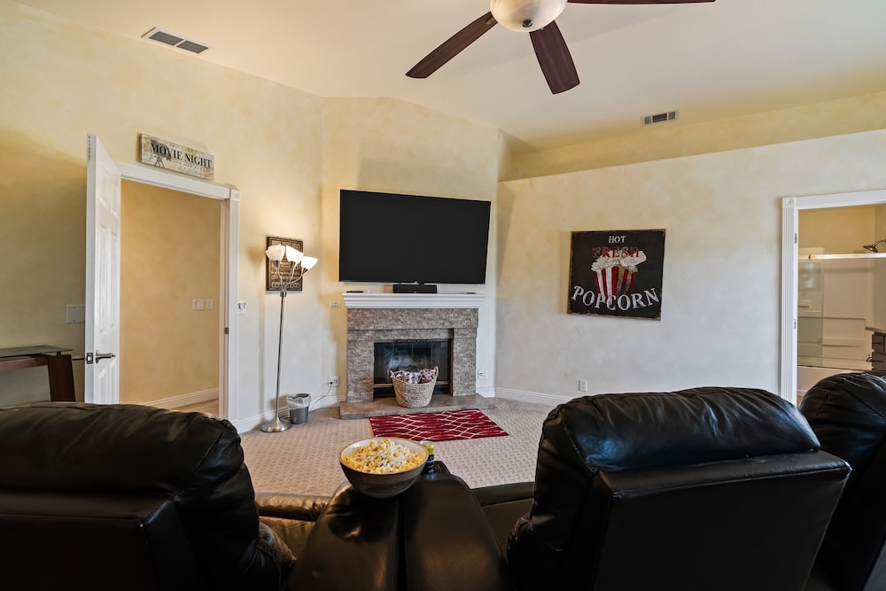 Chardonnay Charm by Avantstay Luxe Group Retreat w Pool Mins to Wineries
