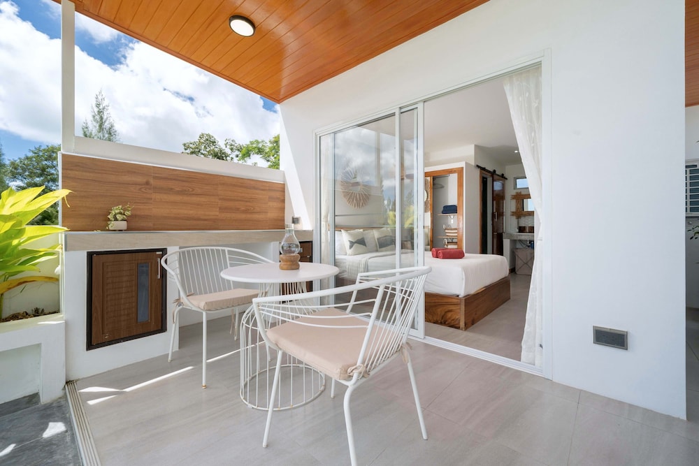 4-Storey Villa Mare with Seaview Pool