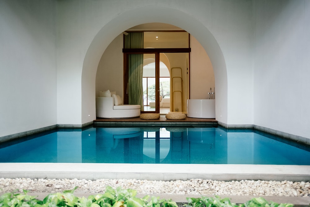 SALA Samui Chaweng Beach Resort