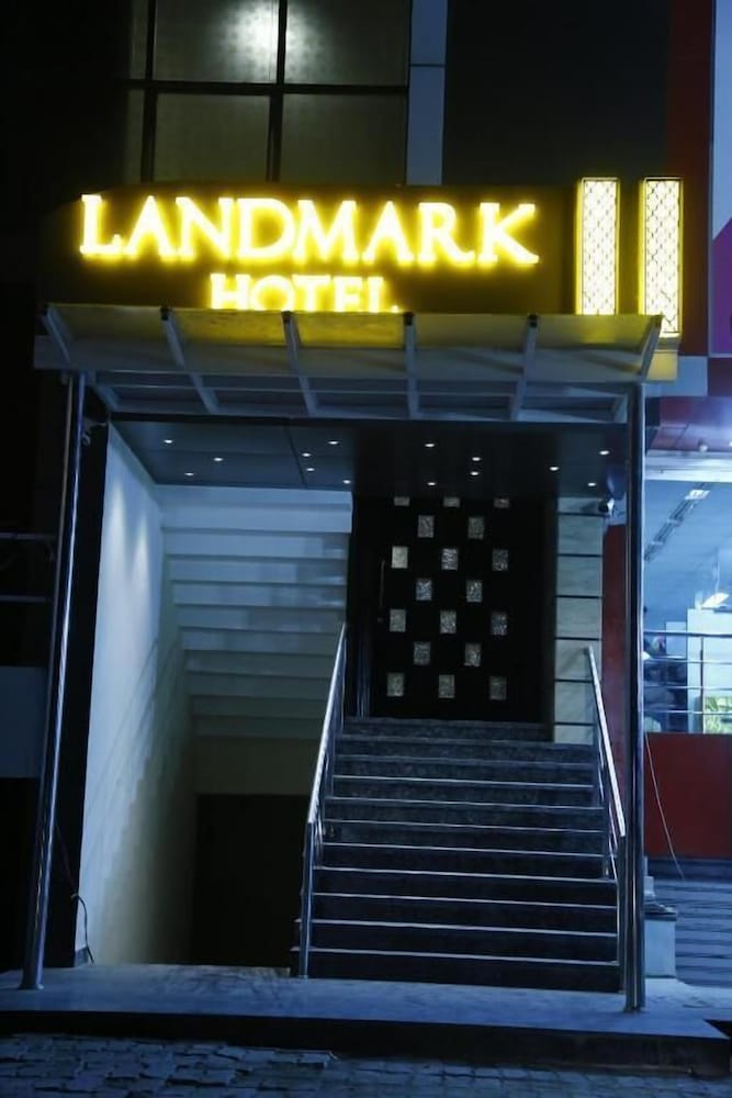 Landmark Hotel view 3