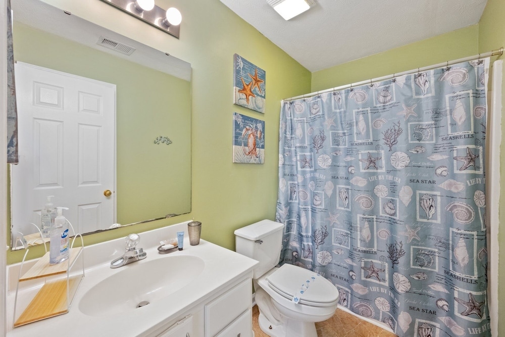 53c Tee To Sea 2 Bedroom Condo