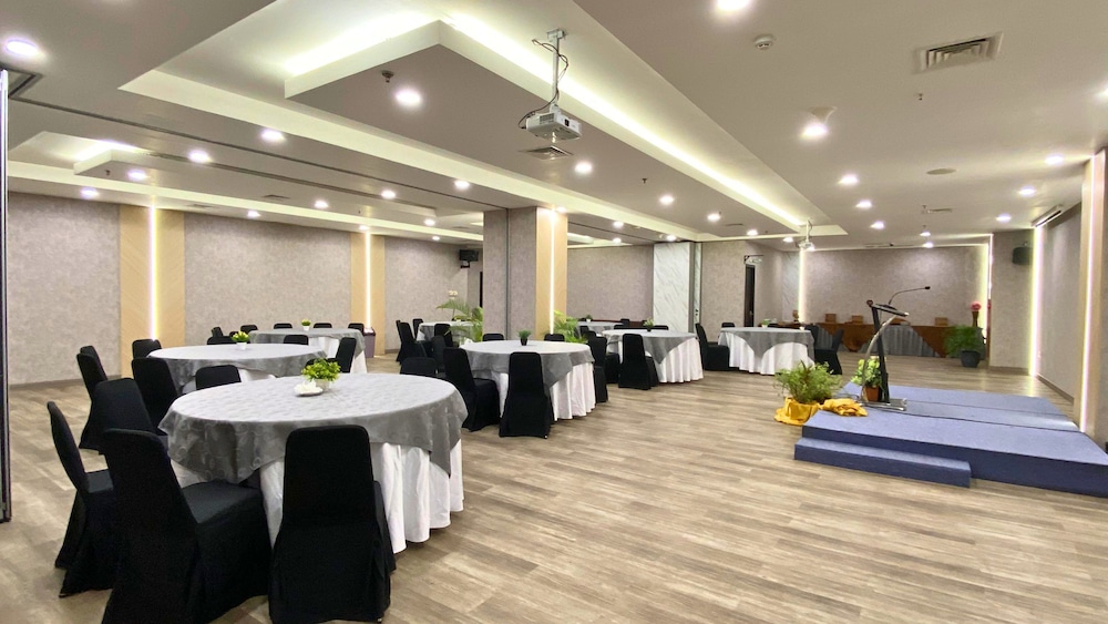 Grand Abe Hotel