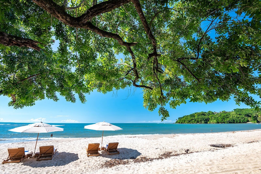 Colibri Beach Villas