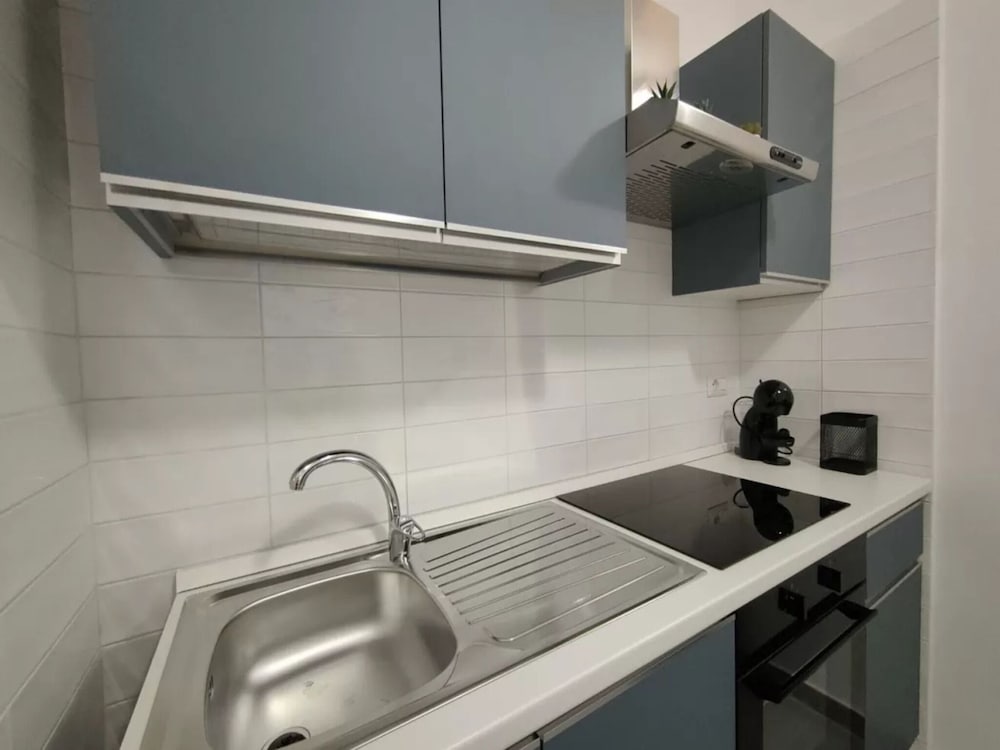Cozy Apartment Near Alghero's Seafront