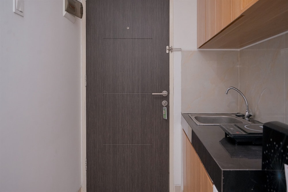 Cozy And Homey Studio At Serpong Garden Apartment