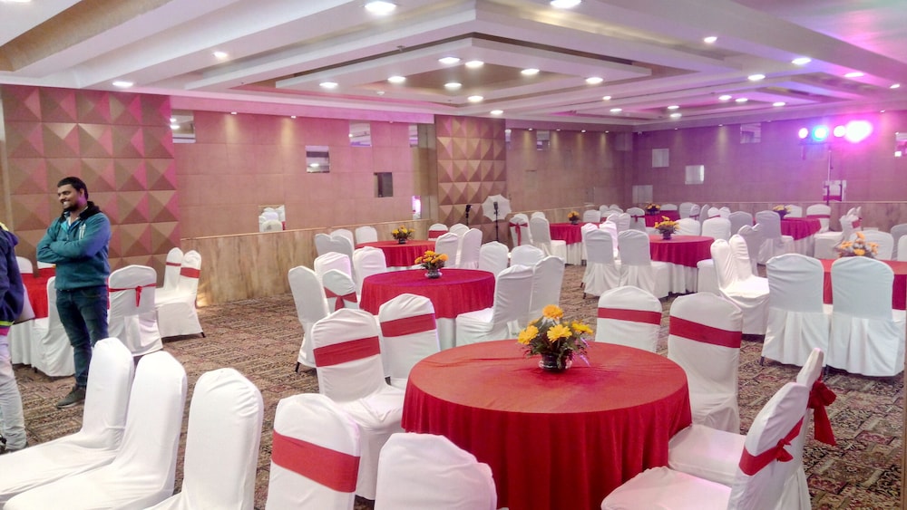 meeting & event spaces