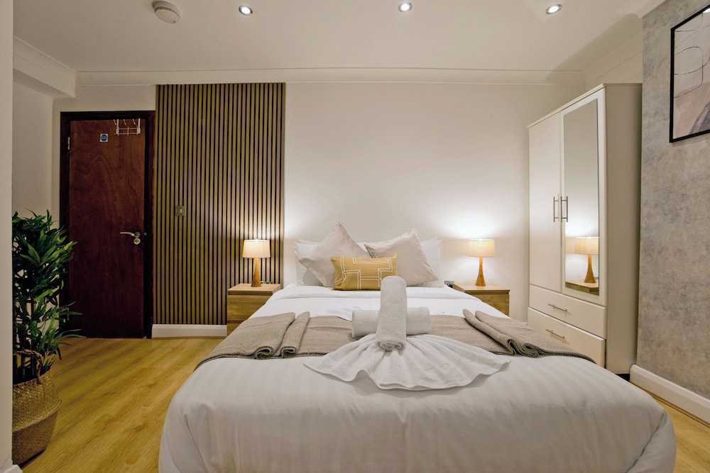 Imperial Argyle Square Apartment