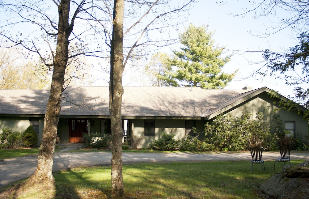 The Mountain Top Inn & Resort