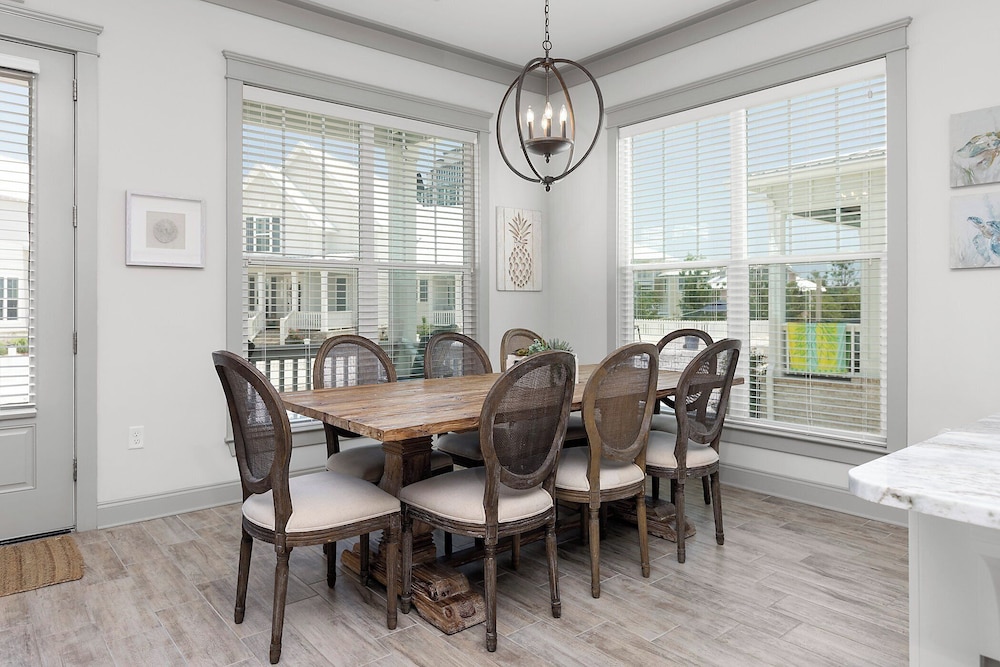 Endless Summer by Southern Vacation Rentals