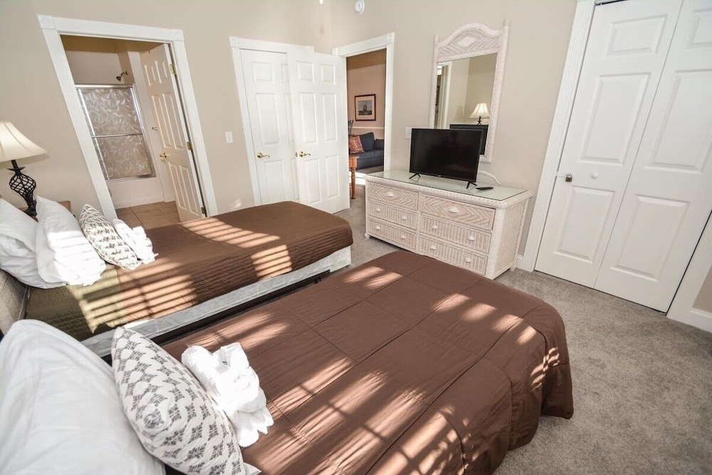 Magnolia Pointe 4878-402 2 Bedroom Condo