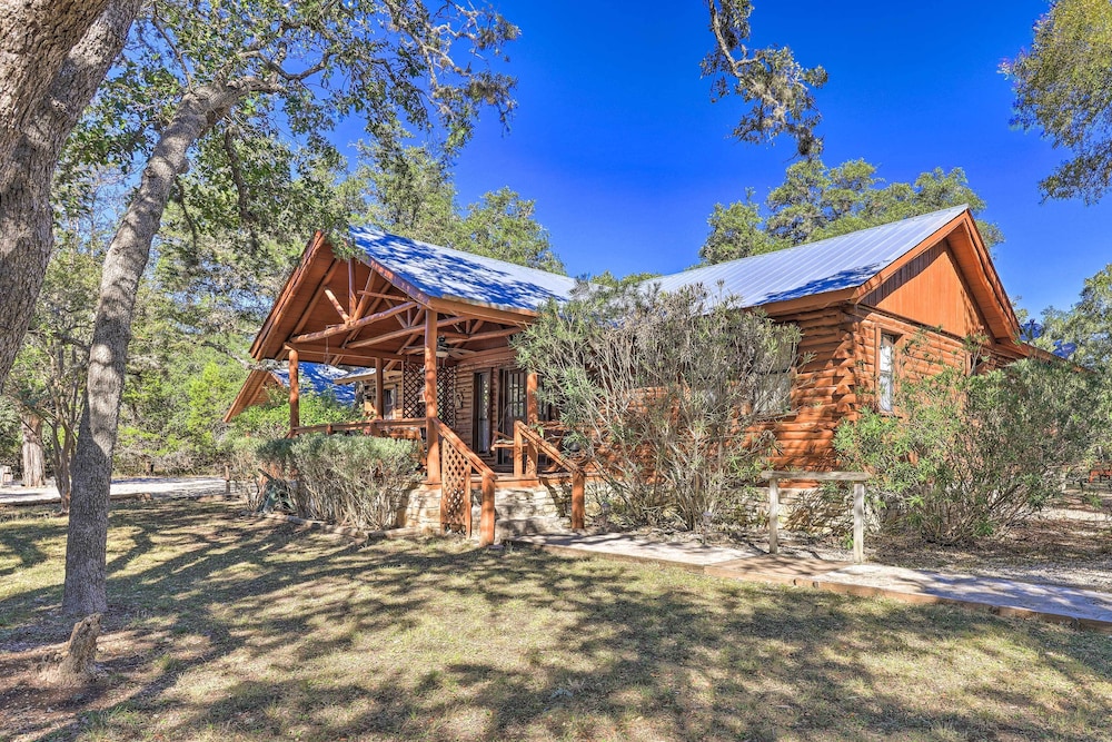 Rustic Canyon Lake Cabins w/ Hot Tub on  3 Acres - Property Image 2