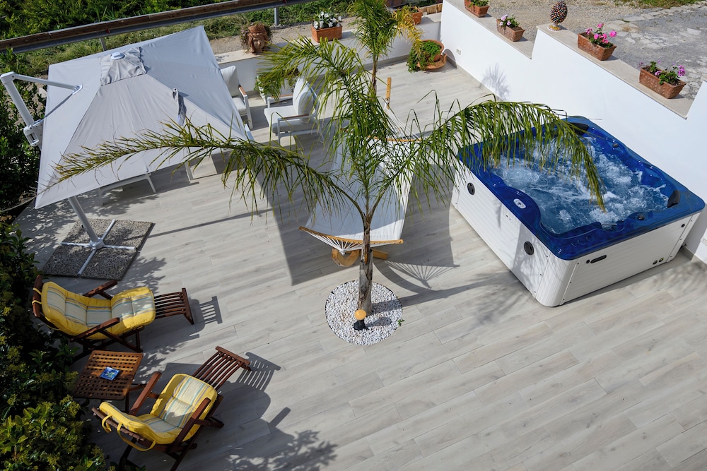 BM SUITE VILLA