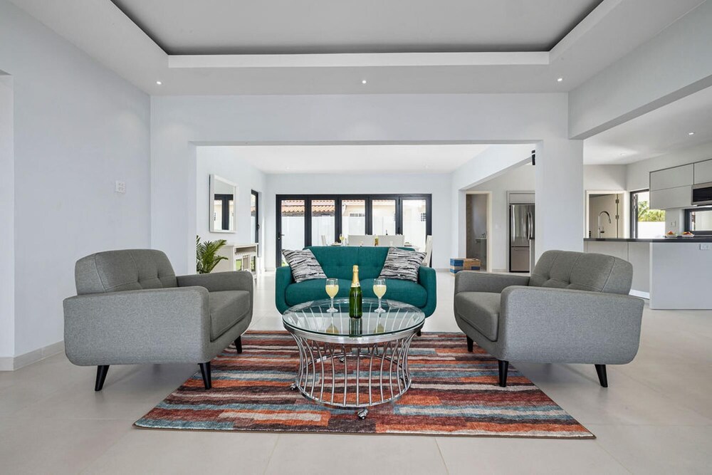 Brand New Modern Villa w 3BR 2 5BA Privatepool